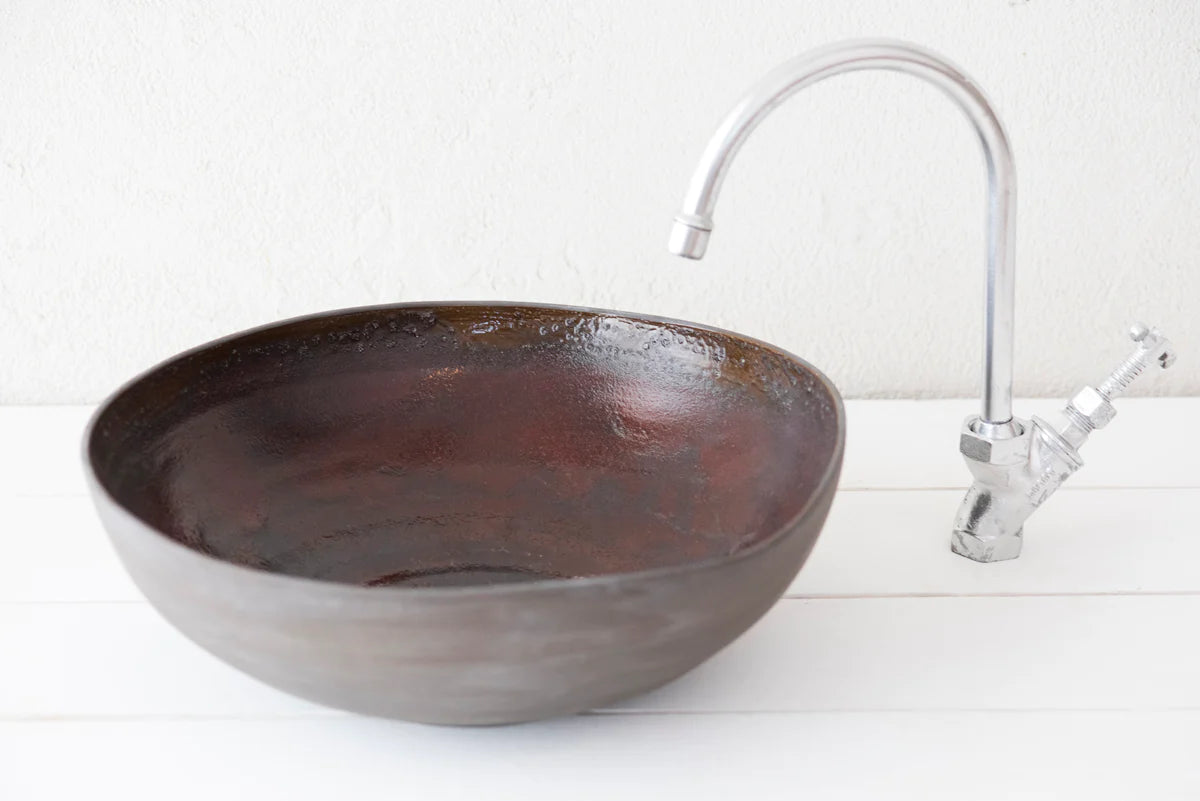 Volcanic Amorphic Sink